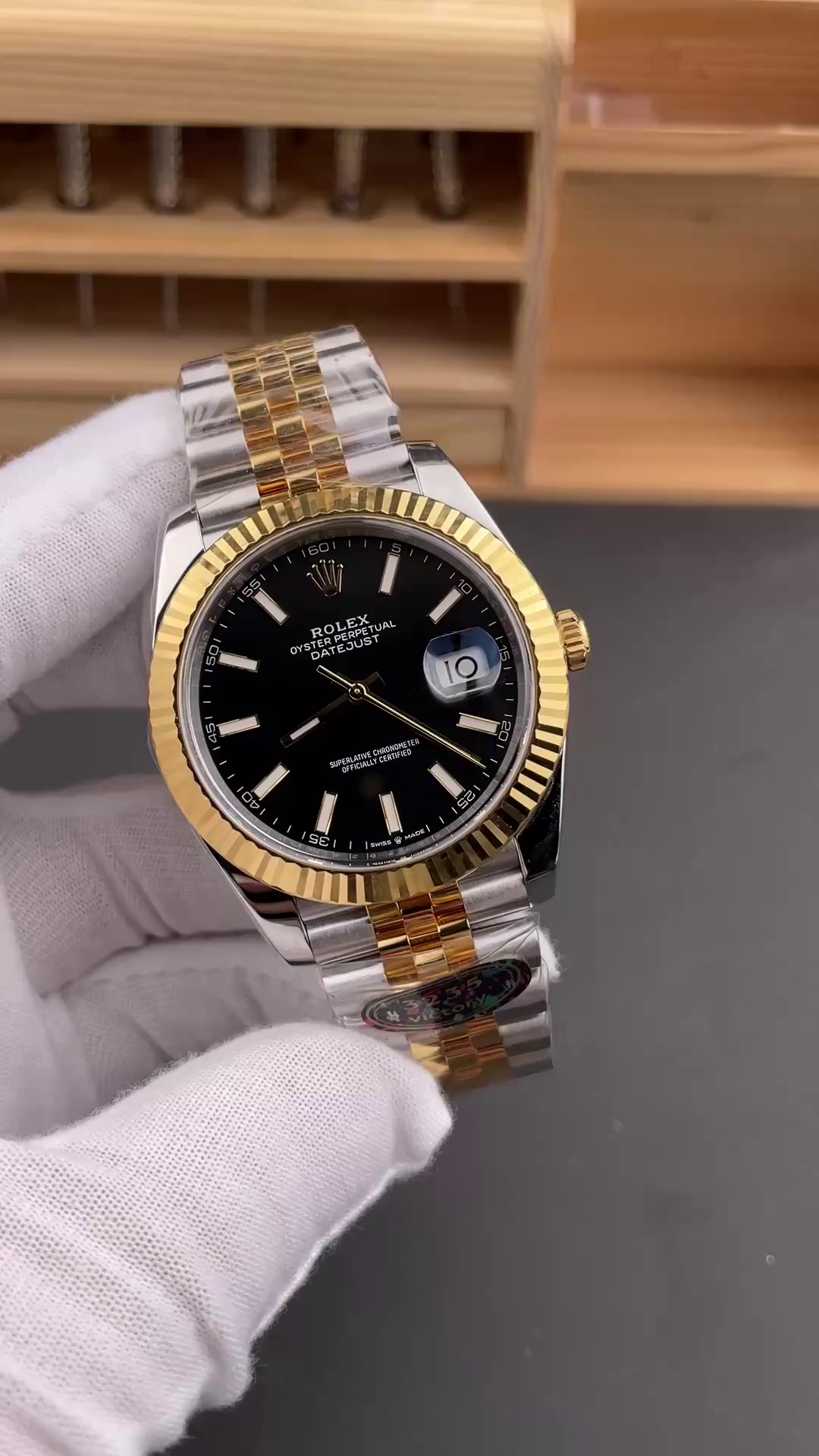 Replica Rolex Datejust 41 Black Dial Gold & Steel 126333 0014 Men's Watch - QualitySwissReplica