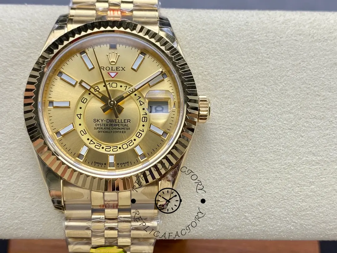 Replica Rolex Sky-Dweller m336938-0004 Yellow Gold Champagne Dial 42mm Mens Watch - QualitySwissReplica