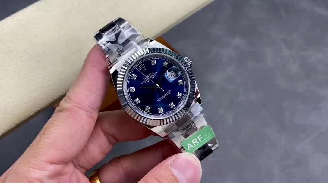 Replica Rolex Datejust 126334 0015 Fluted Bezel Blue Diamond Dial 41MM Mens Watch - QualitySwissReplica