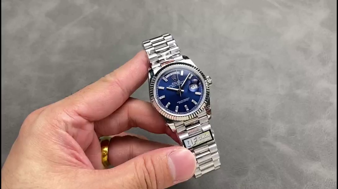 Replica Rolex Day Date 36 36mm Bright Blue Diamond-Set Dial Fluted Bezel Presi m128236 0023 - QualitySwissReplica