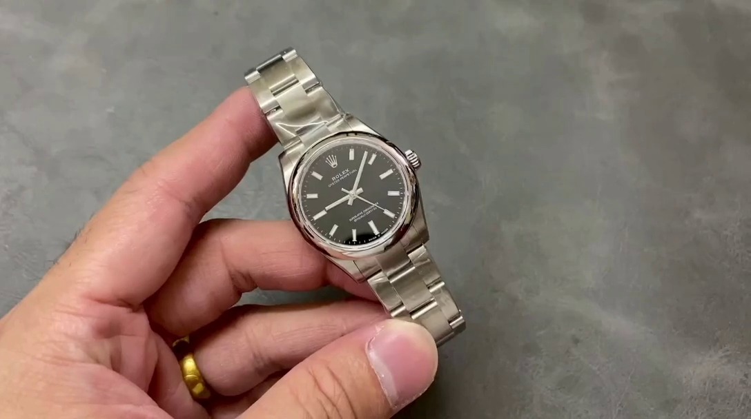 Replica Rolex Oyster Perpetual 31 Black Dial 277200 0002 Women's Watch - QualitySwissReplica