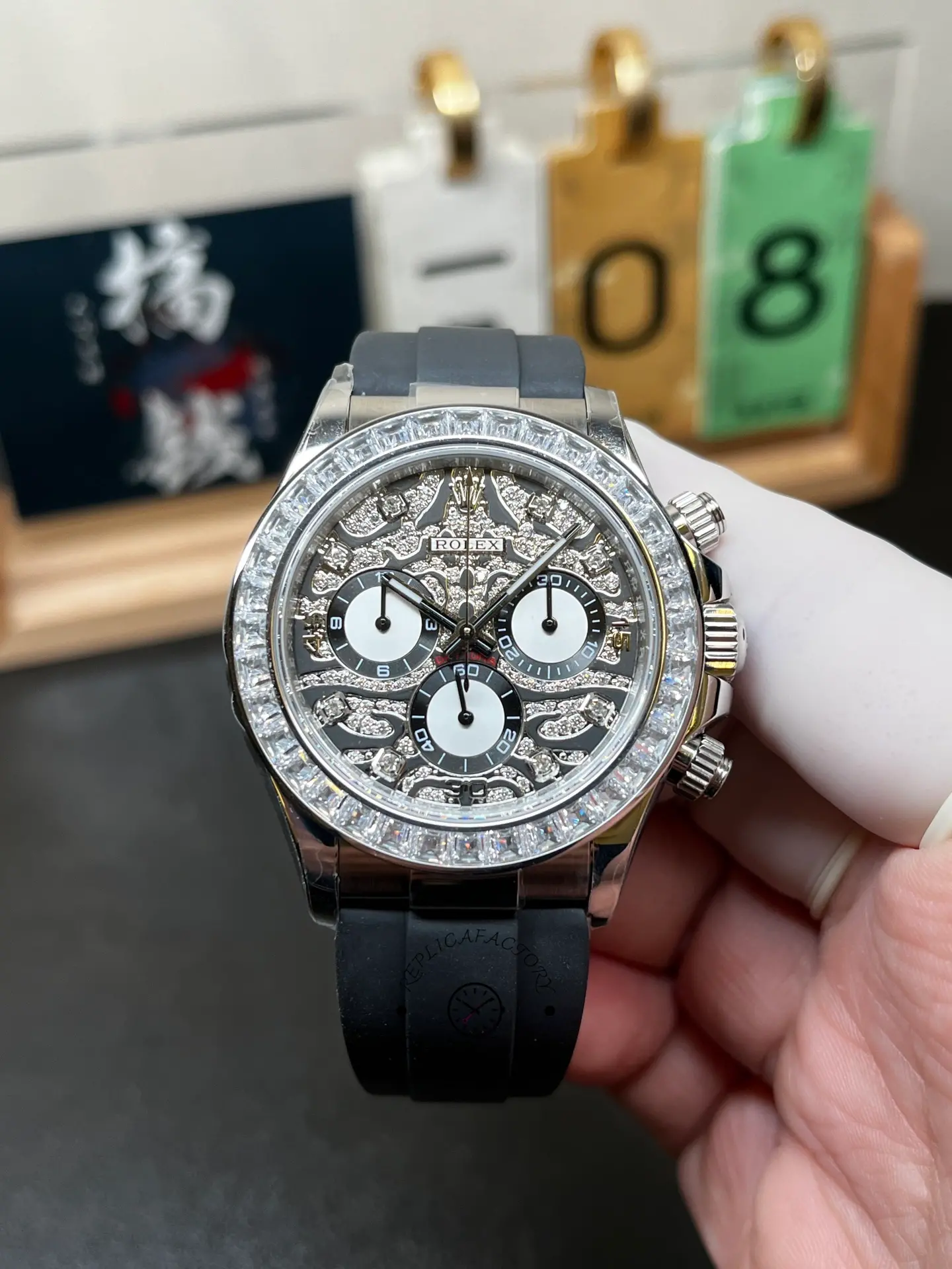 Replica Rolex Daytona 40mm Eye of the Tiger White Gold Diamond Dial Oysterflex 116589TBR - QualitySwissReplica