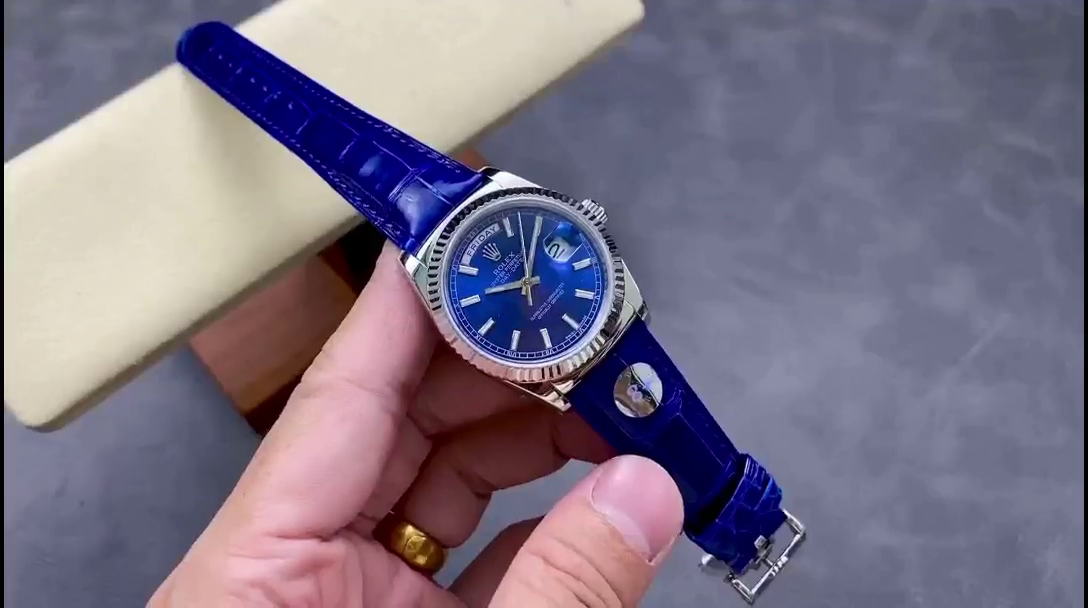 Replica Rolex Day Date 36mm White Gold Fluted Bezel 118139 0004 Blue Index - QualitySwissReplica