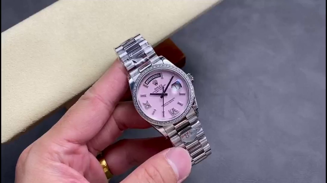 Replica Rolex Day Date 36 Platinum Pink Opal Diamond-Set Roman Dial Diamond Bezel m128396tbr 0009 - QualitySwissReplica