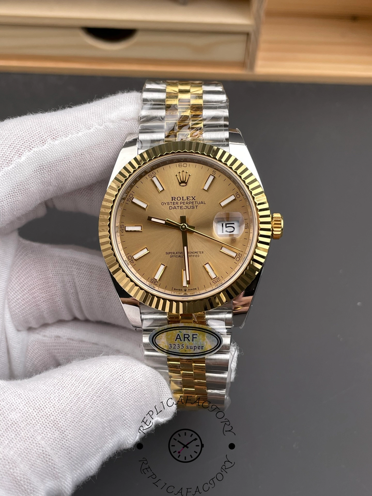 Replica Rolex Datejust 126333 0010 Champagne Index Jubilee 41mm Two Tone Steel - QualitySwissReplica