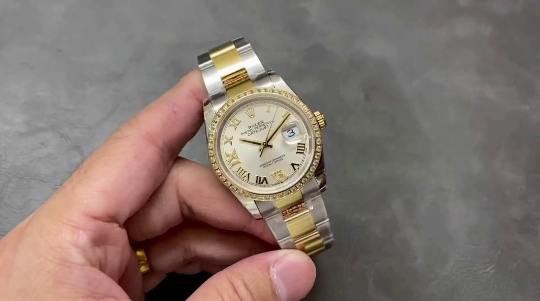 Replica Rolex Datejust 36 Silver Roman Diamond M126283RBR 0018 - QualitySwissReplica