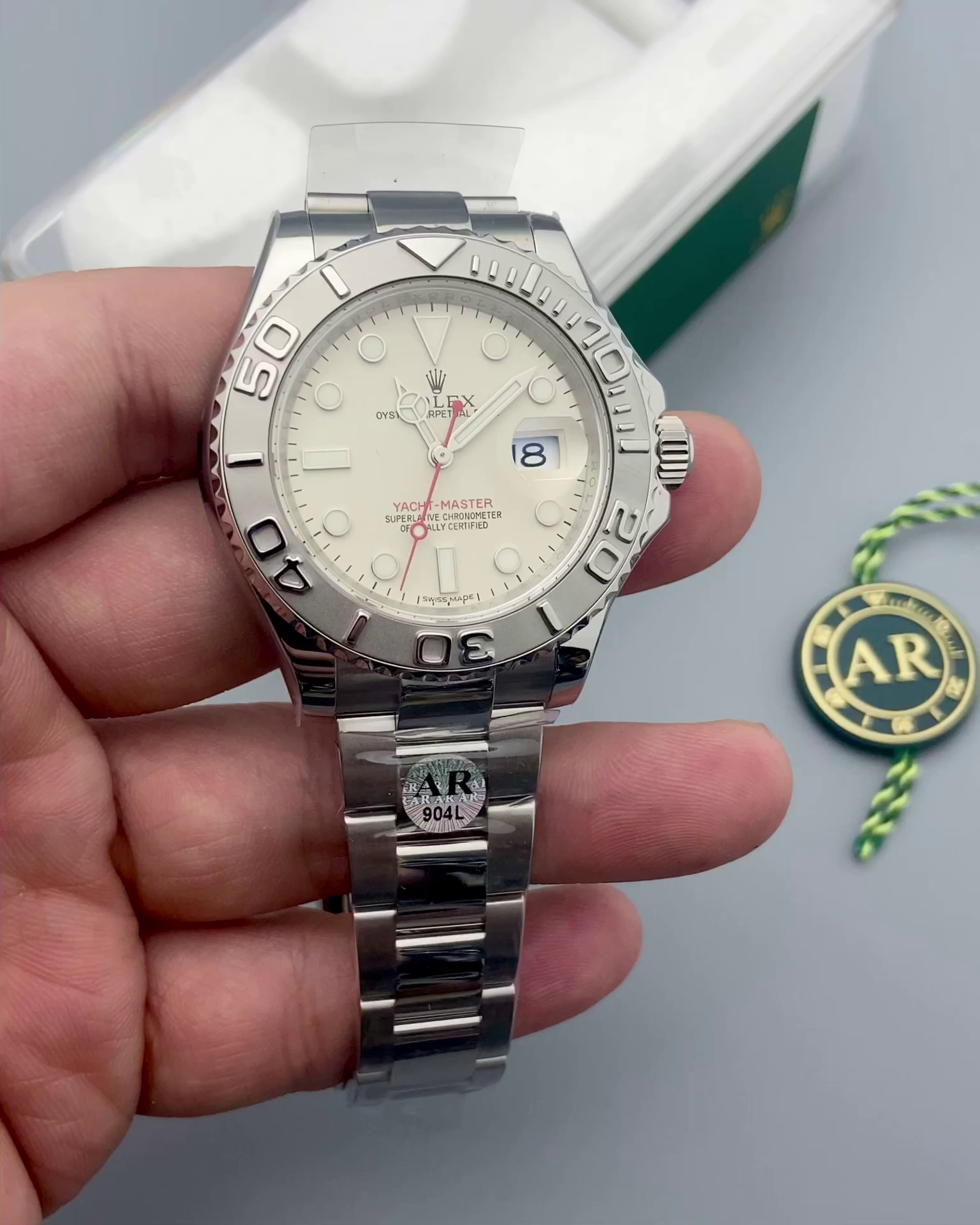 Replica Rolex Yacht Master 16622 Silver Dial 40mm Mens Ratch - QualitySwissReplica