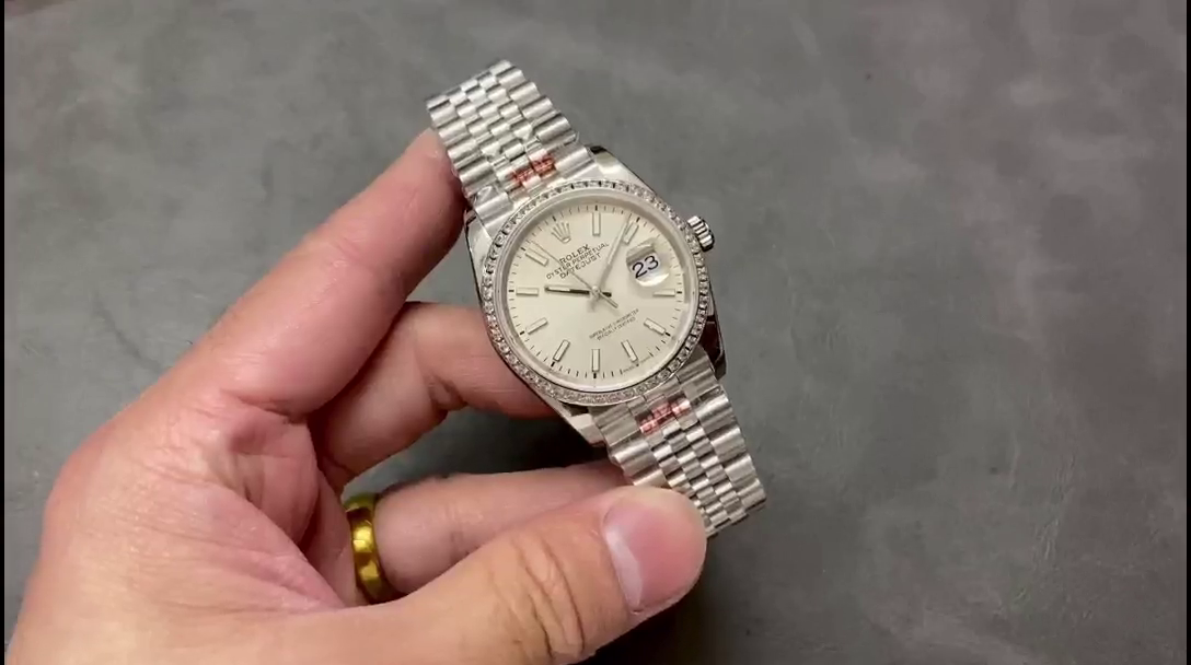 Replica Rolex Datejust 36 White Gold & Diamonds Silver Dial M126284RBR 0005 Women's Watch - QualitySwissReplica