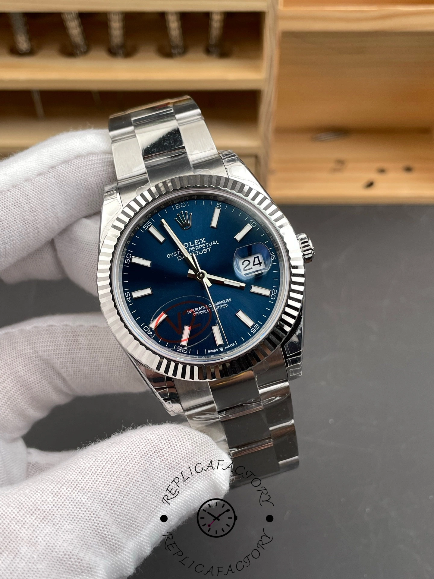 Replica Rolex Datejust 126334 0001 Fluted Bezel Blue Dial 41MM Mens Watch - QualitySwissReplica