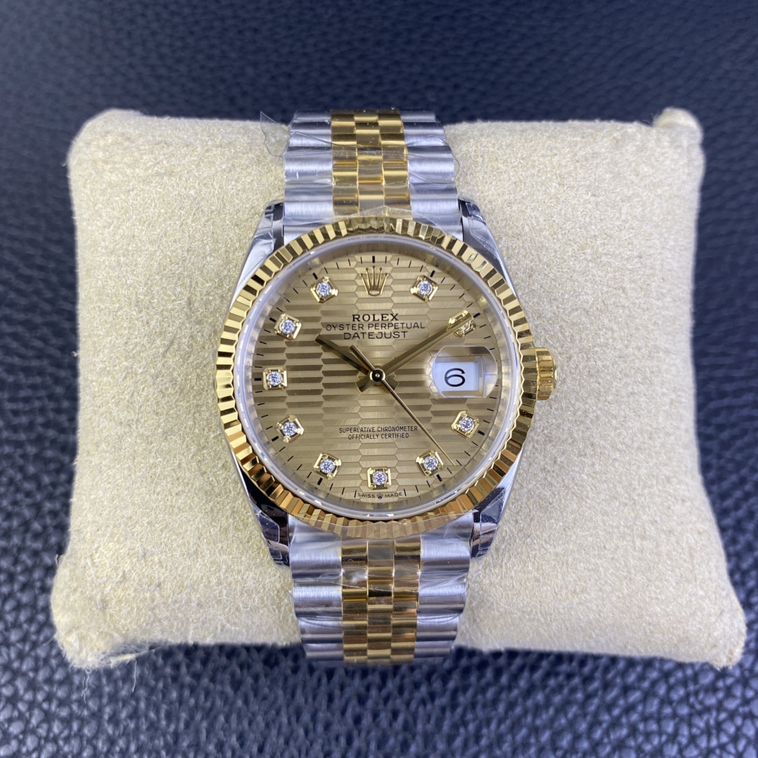 Replica Rolex Datejust 36 126233 0045 Champagne Fluted Motif Diamond Dial - QualitySwissReplica