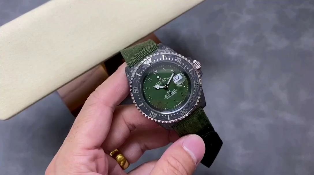 Replica Rolex Sea Dweller DiW Carbon HUNTER ARABIC 43mm Luxury Mens Watch - QualitySwissReplica