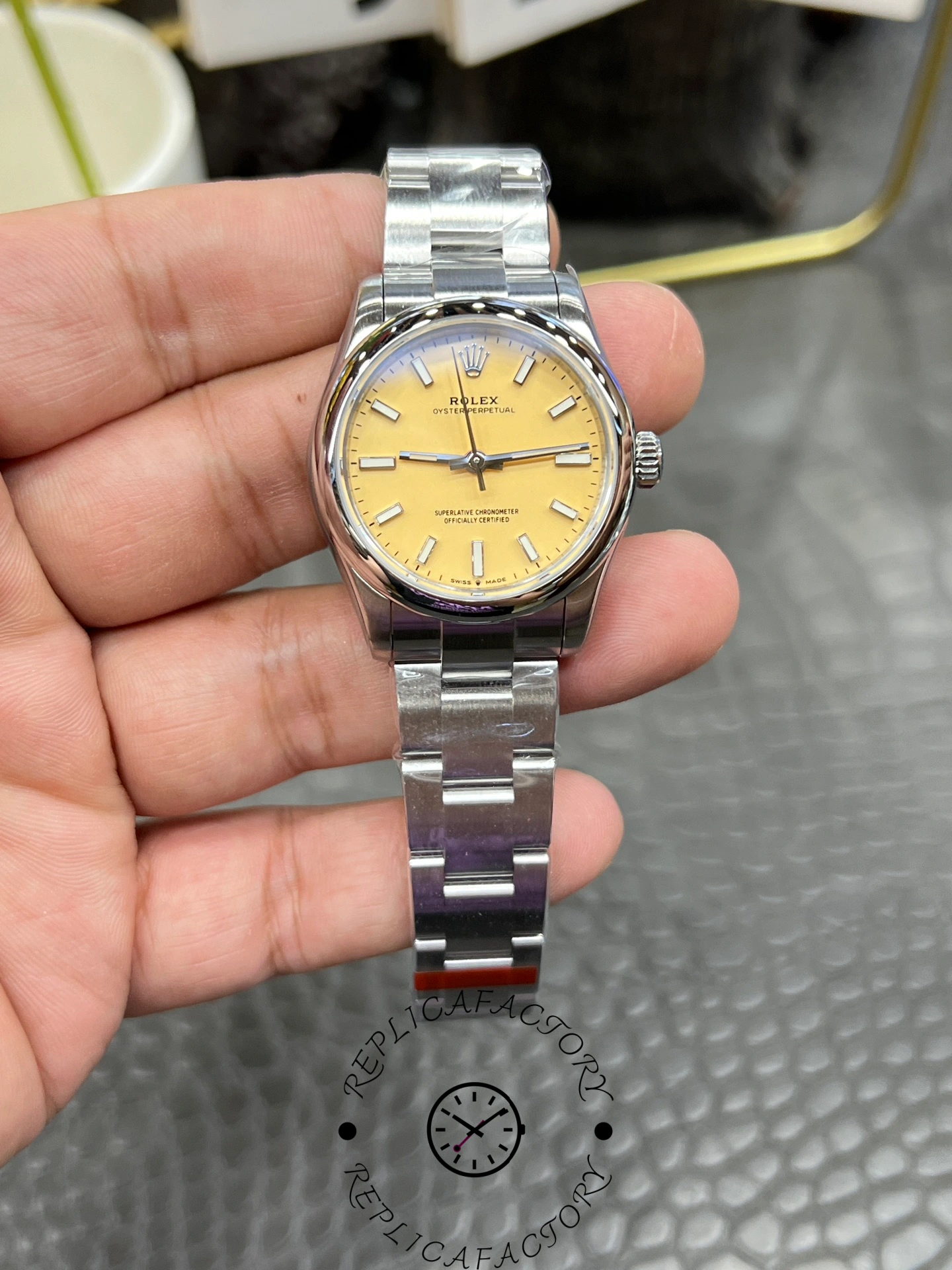 Replica Rolex Oyster Perpetual 31mm 277200 Yellow Dial Watch - QualitySwissReplica