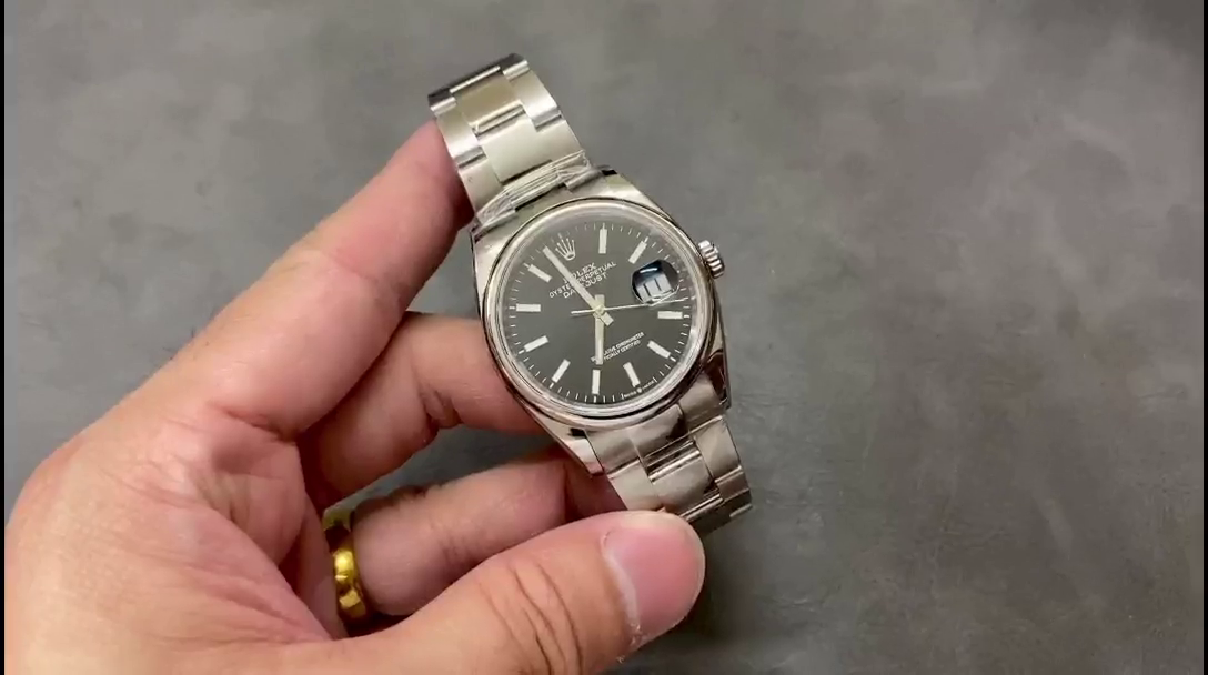 Replica Rolex Datejust 126200 Stainless Steel Black Dial 36MM Unisex Watch - QualitySwissReplica