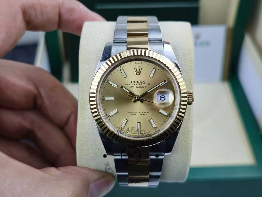 Replica Rolex Datejust 126333 0009 Champagne Index Oyster 41mm Two Tone Steel - QualitySwissReplica