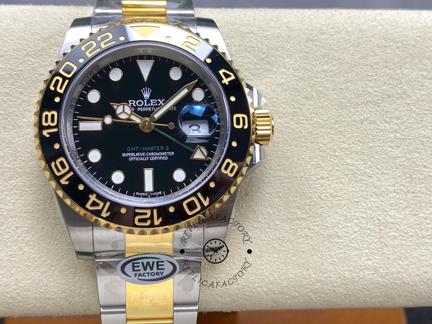 Replica Rolex GMT-Master II 116713LN stainless steel case Black Dial 40mm Mens Watch - QualitySwissReplica