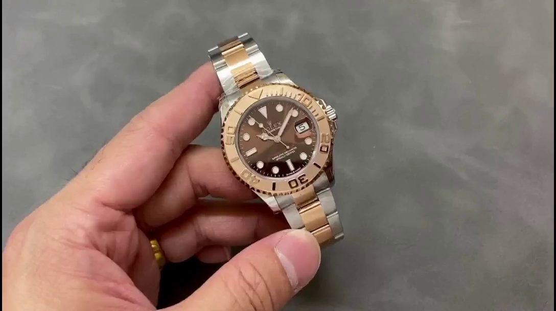 Replica Rolex Yacht-Master 268621 Everose Bezel Chocolate Dial 37mm Unisex Watch - QualitySwissReplica