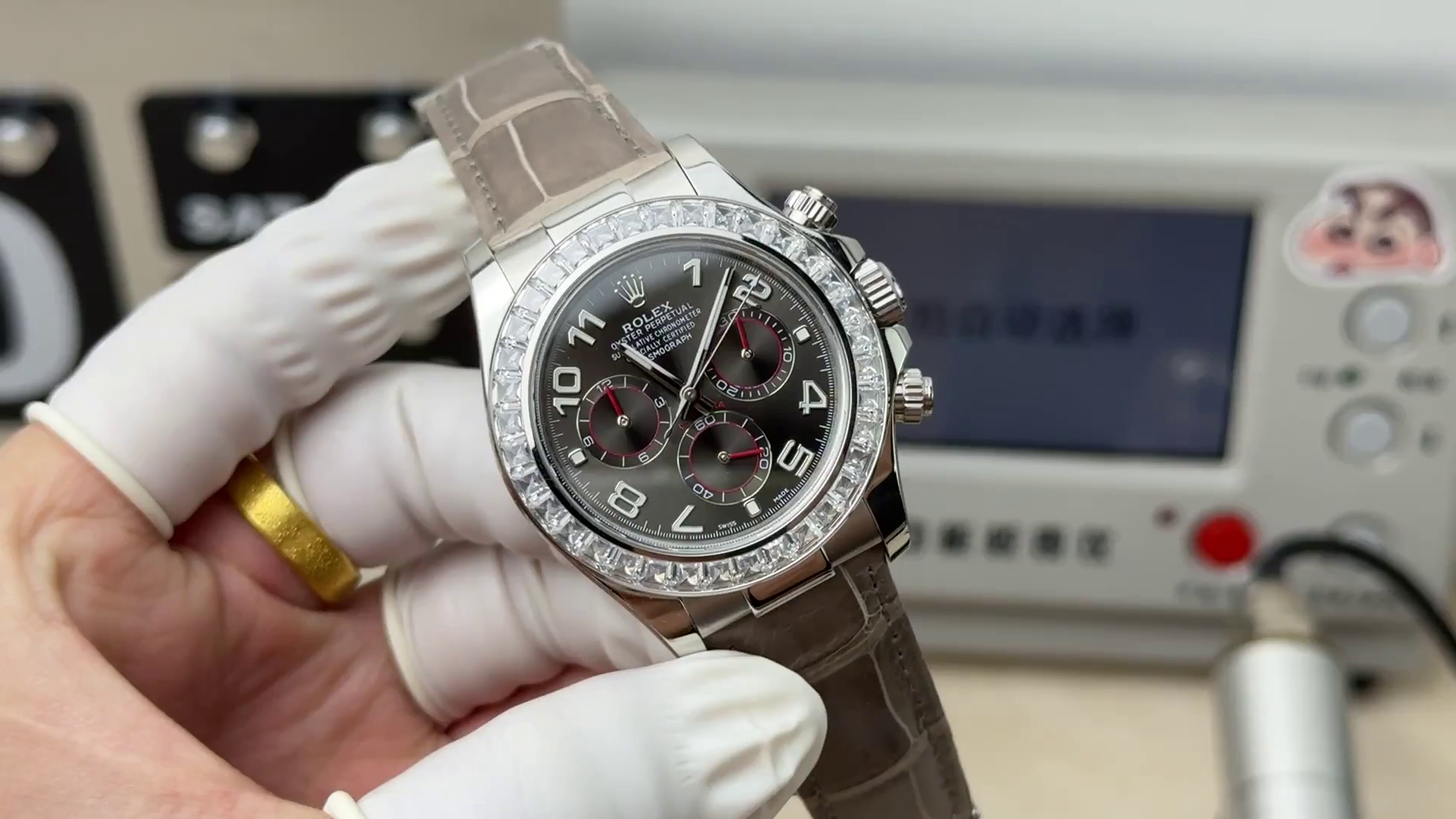 Replica Rolex Daytona 116519 Diamond Edition - QualitySwissReplica