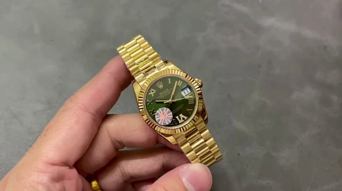 Replica Rolex Datejust 31 Yellow Gold Green Dial m278278 0030 Women's Watch - QualitySwissReplica