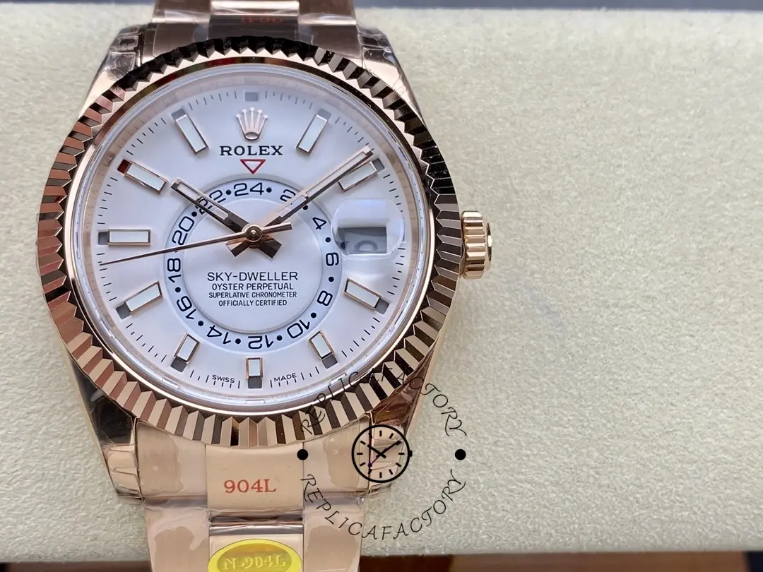 Replica Rolex Sky Dweller 42 Rose Gold White Dial M336935 0003 Men's Watch - QualitySwissReplica