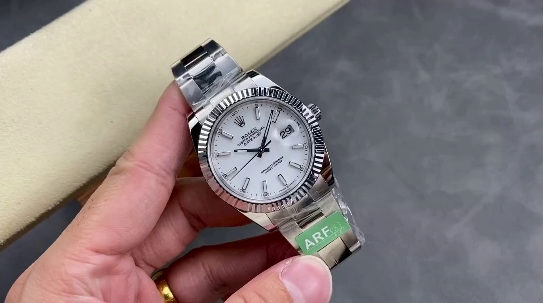 Replica Rolex Datejust 41 Stainless Steel And White Gold White Dial M126334 0009 Men's Watch - QualitySwissReplica