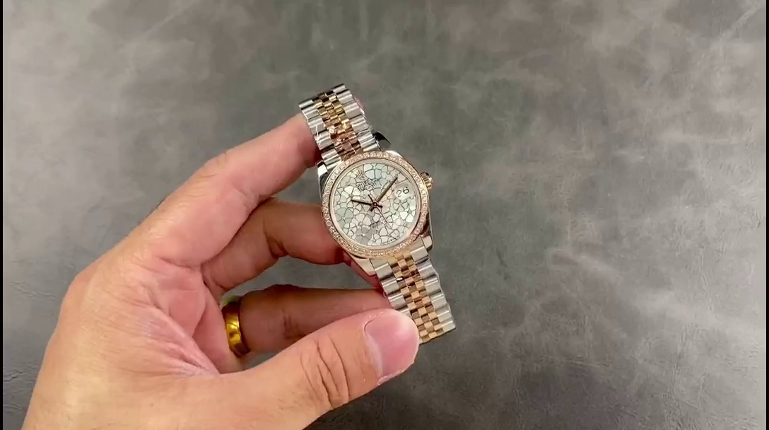 Replica Rolex Datejust 31 Rose Gold Silver Floral Motif Diamond Dial Diamond Bezel m278381rbr 0032 - QualitySwissReplica
