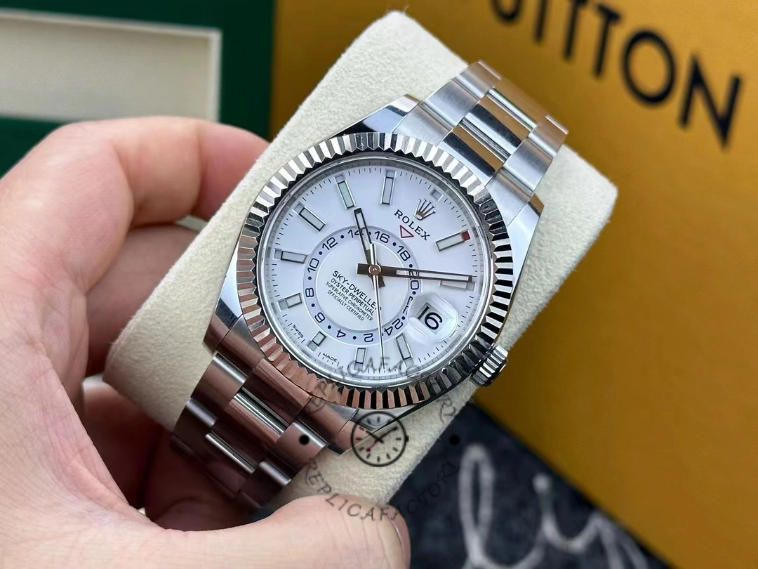 Replica Rolex Sky-Dweller 326934 Stainless Steel White Dial 42MM Watch - QualitySwissReplica