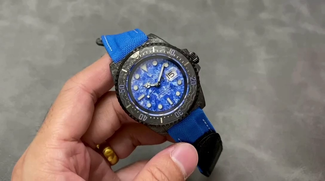 Replica Rolex Sea Dweller Customized DiW Carbon Fiber Ocean Blue Dial - QualitySwissReplica