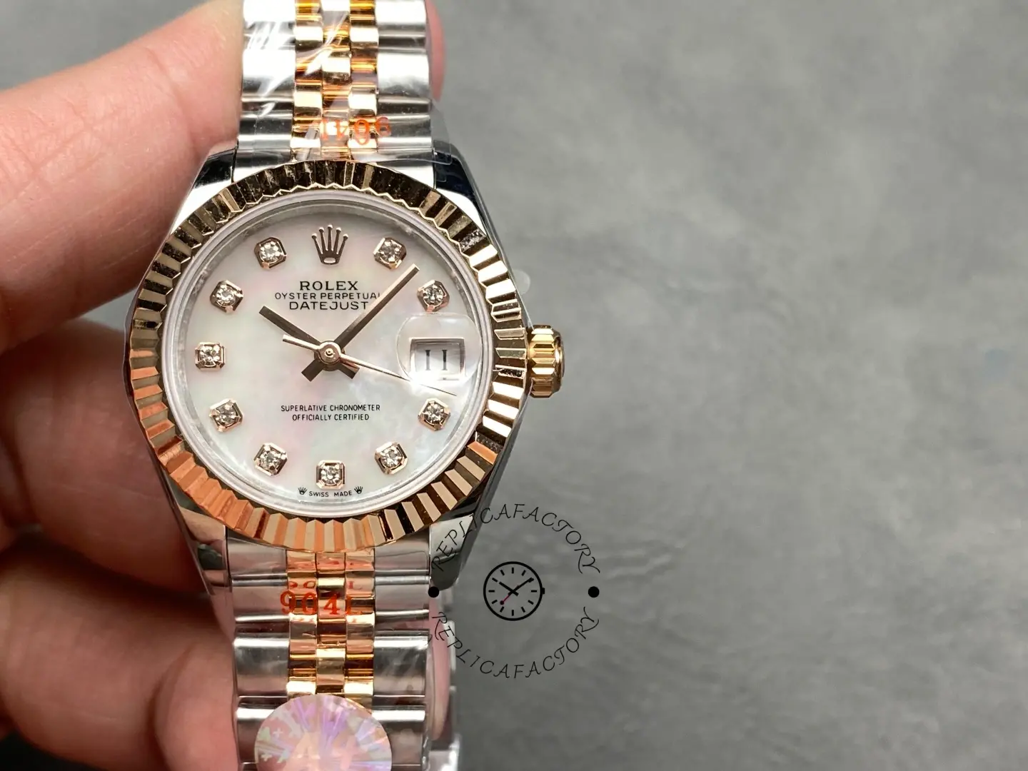 Replica Rolex Datejust 28mm Stainless Steel and Everose Gold 279171 0013 Mop Diamond Jubilee - QualitySwissReplica