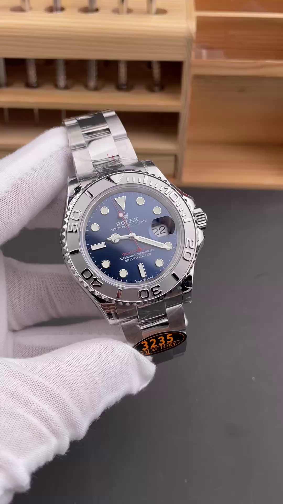 Replica Rolex Yacht-Master 126622 Platinum Bezel Blue Dial 40MM Mens Watch - QualitySwissReplica