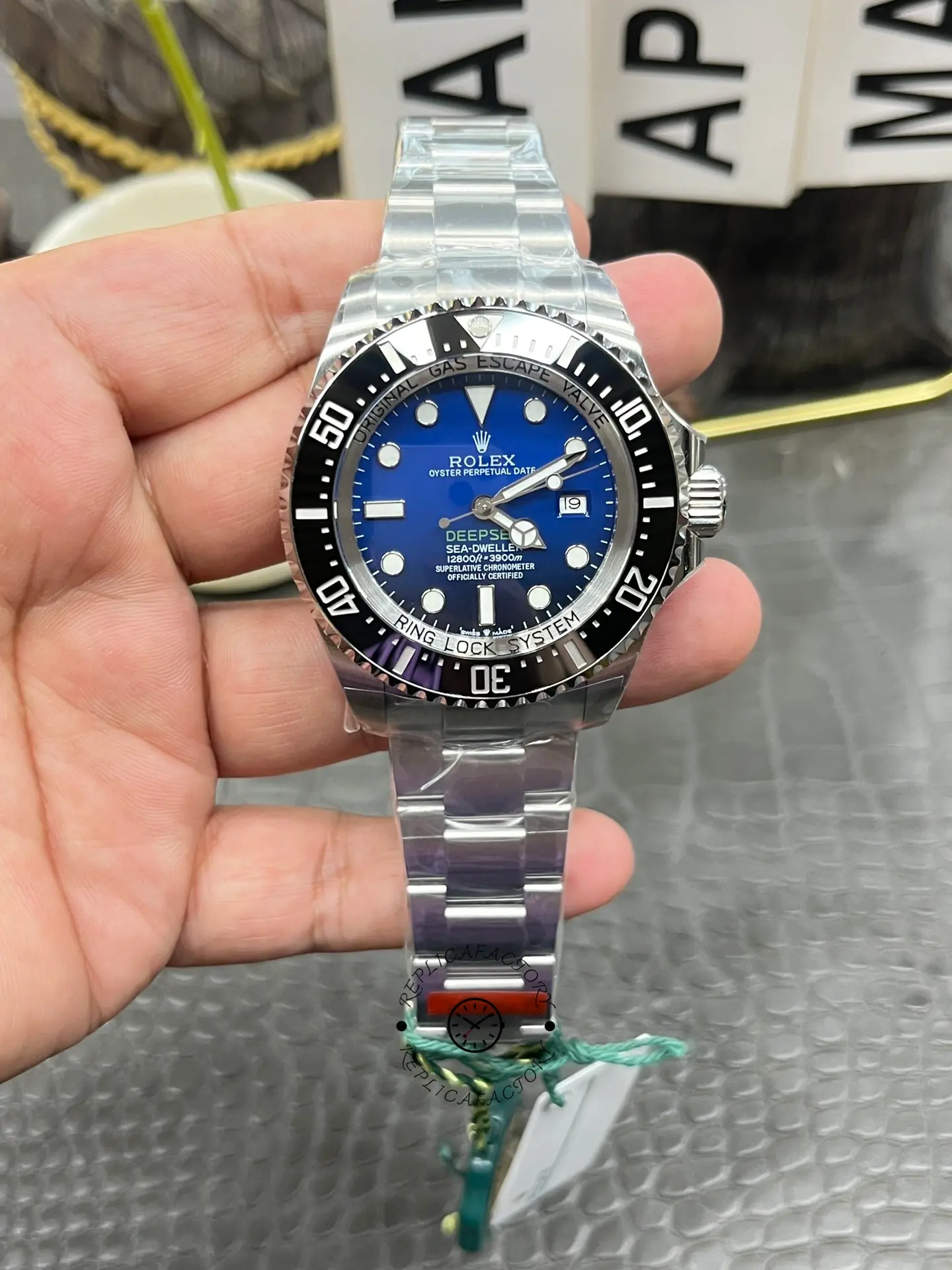 Replica Rolex Sea-Dweller Deepsea 136660 0005 Stainless Steel Black Blue Dial 44MM Mens Watch - QualitySwissReplica