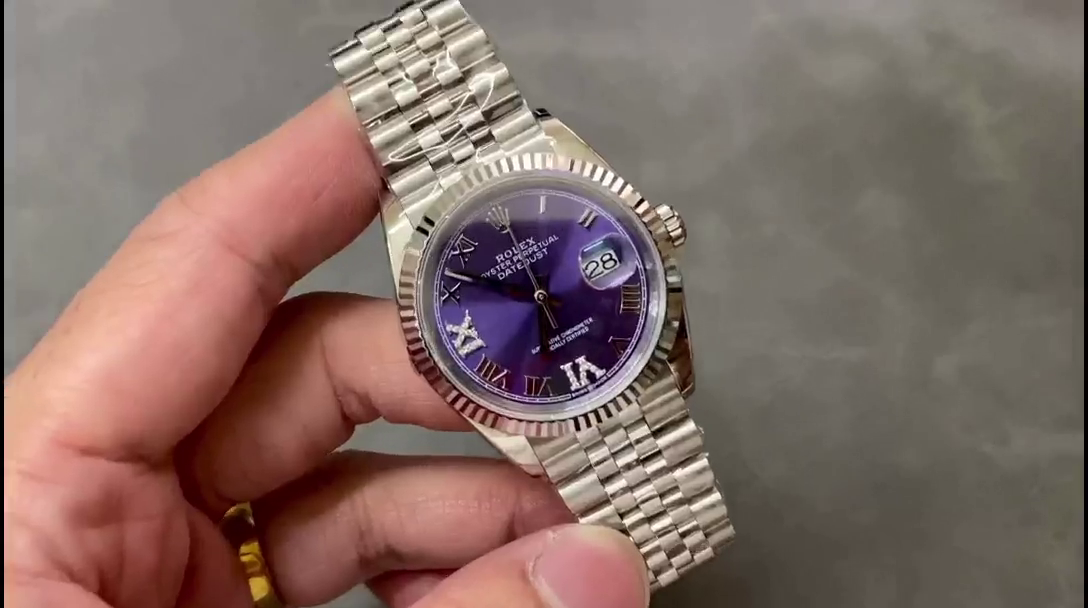 Replica Rolex Datejust 126234 Fluted Bezel Aubergine Dial 36MM Unisex Watch - QualitySwissReplica