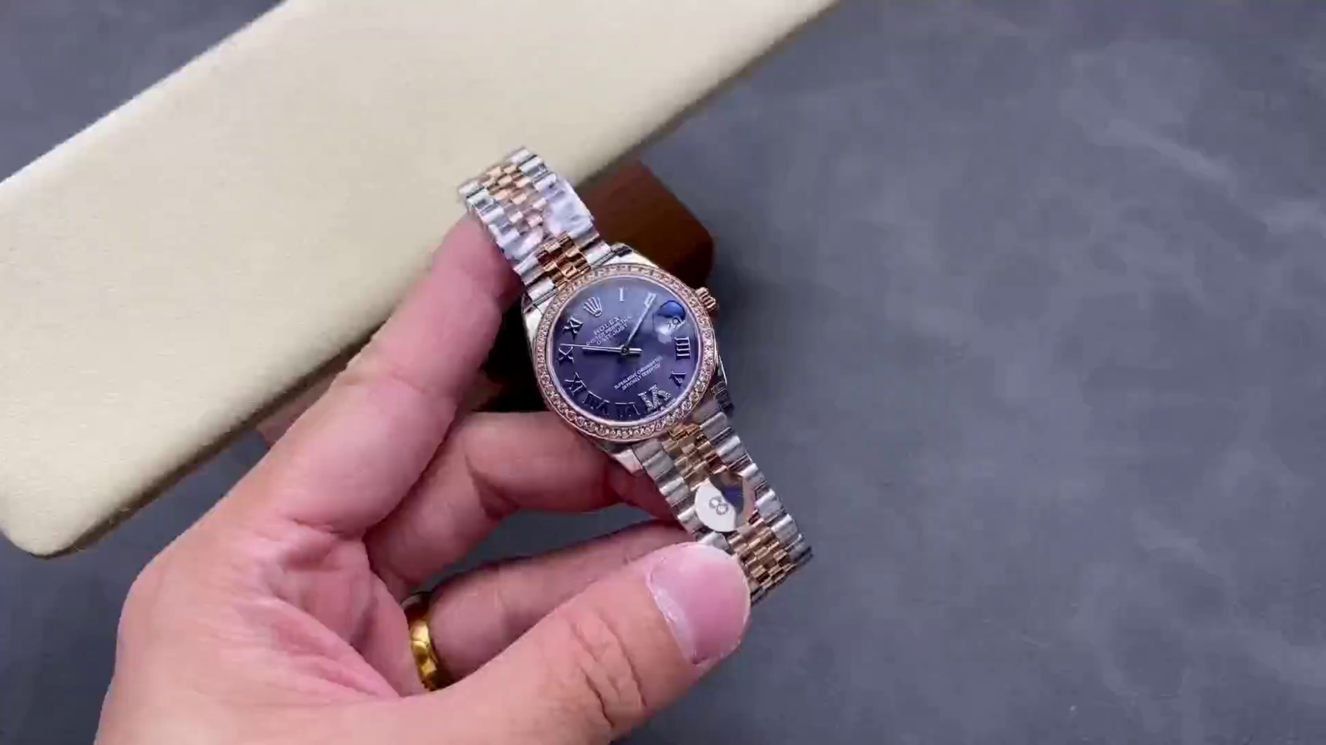 Replica Rolex Datejust 31 Purple Roman Diamond Dial Jubilee 278381RBR - QualitySwissReplica