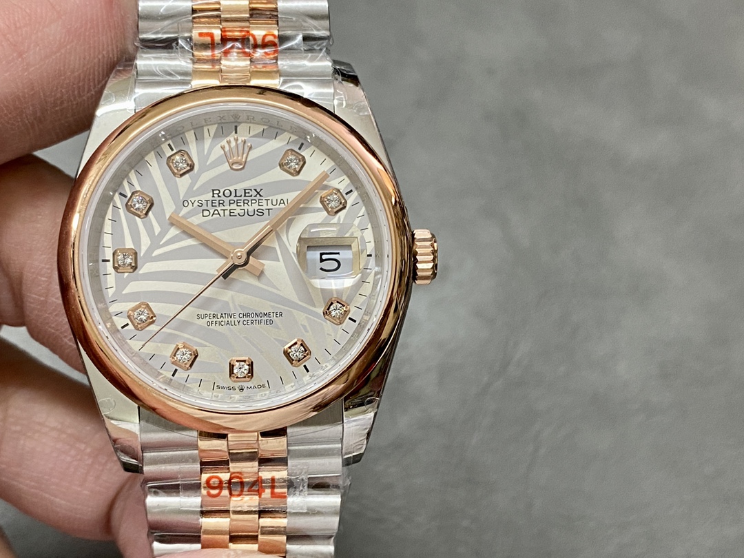 Replica Rolex Datejust 36mm 126201 0038 Silver Palm Motif Dial Oyster Bracelet Watch - QualitySwissReplica