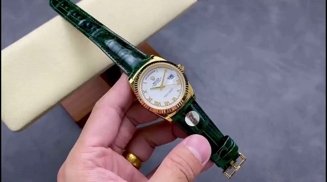 Replica Rolex Day Date 36 White Dial Solid 18k Yellow Gold 118138 Roman - QualitySwissReplica