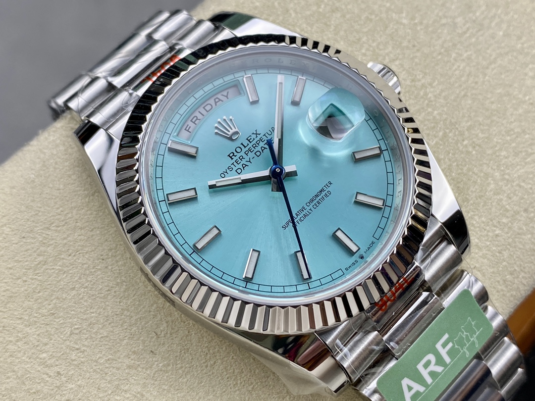 Replica Rolex Day-Date 40 Ice Blue Dial m228236 0018 Men's Watch - QualitySwissReplica