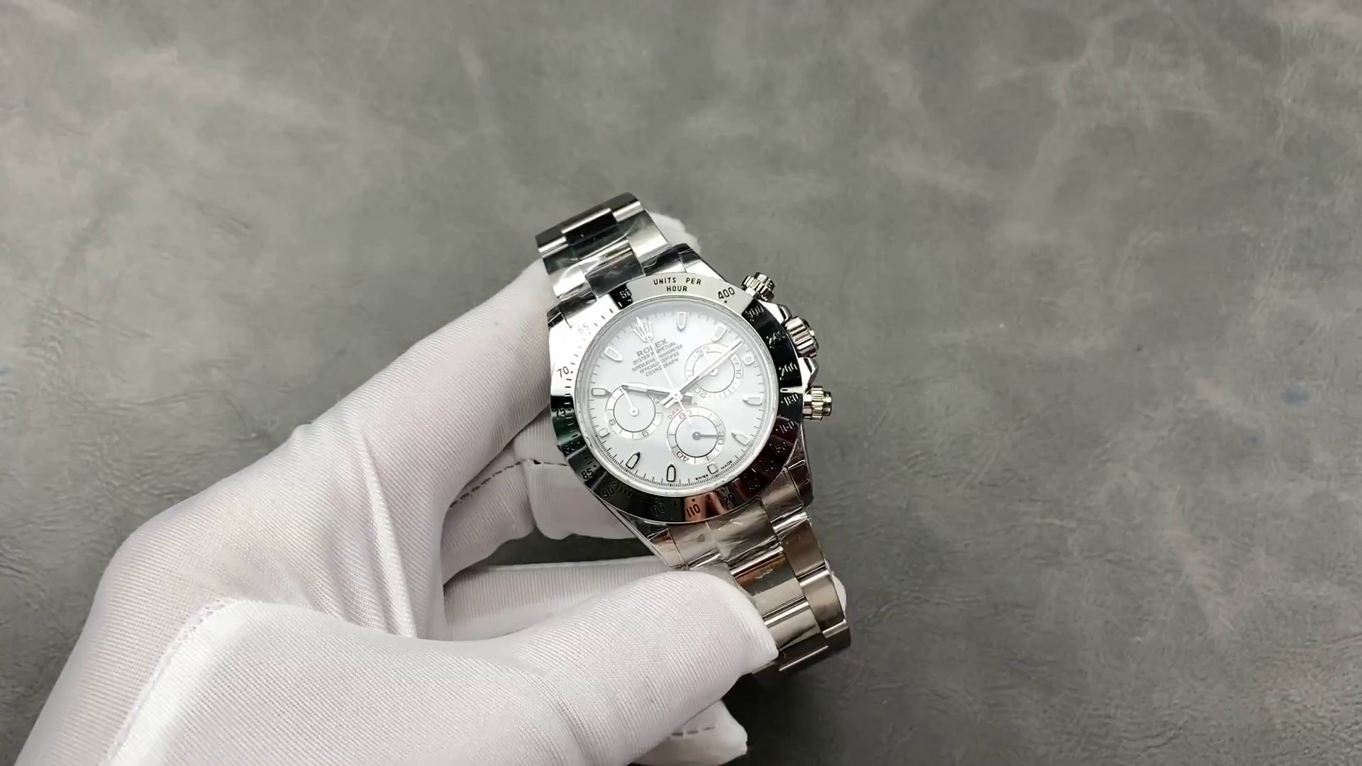 Replica Rolex Daytona 116520 Stainless Steel Case White Dial 40MM Mens Watch - QualitySwissReplica