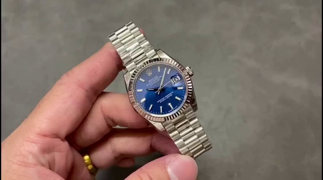 Replica Rolex Datejust 31 Fluted Bezel Blue Dial m278274 Women's Watch - QualitySwissReplica