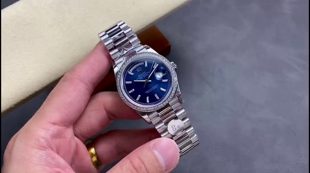 Replica Rolex Day Date 36mm Bright Blue Diamond-Set Dial Diamond-Set Bezel m128396tbr 0024 - QualitySwissReplica