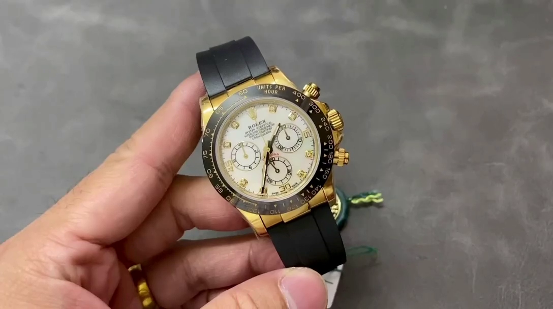 Replica Rolex Daytona 116518LN Rubber Strap MOP Diamond Dial 40mm Mens Watch - QualitySwissReplica