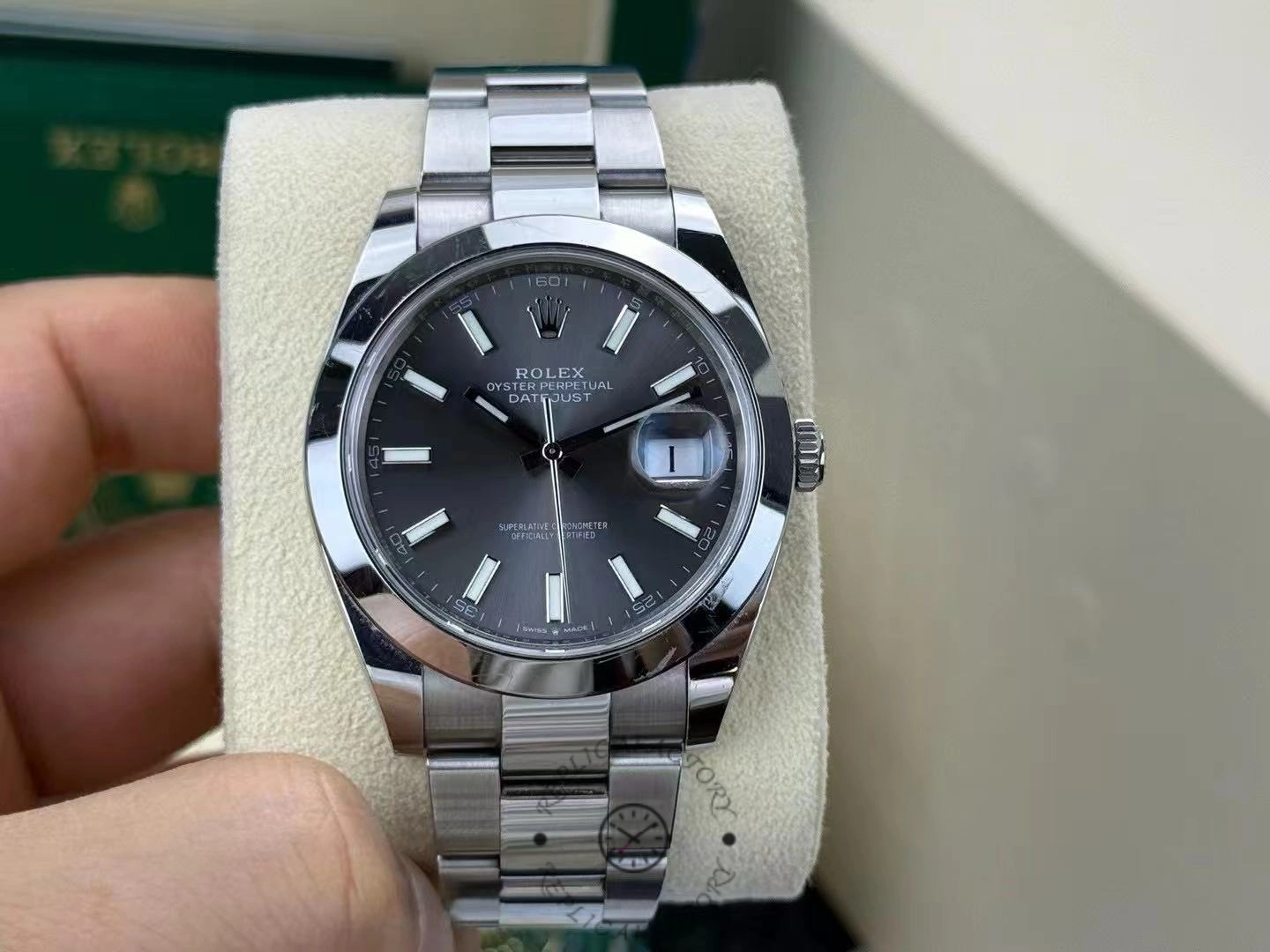 Replica Rolex Datejust 41 Stainless Steel Slate Dial M126300 0007 Men's Watch - QualitySwissReplica