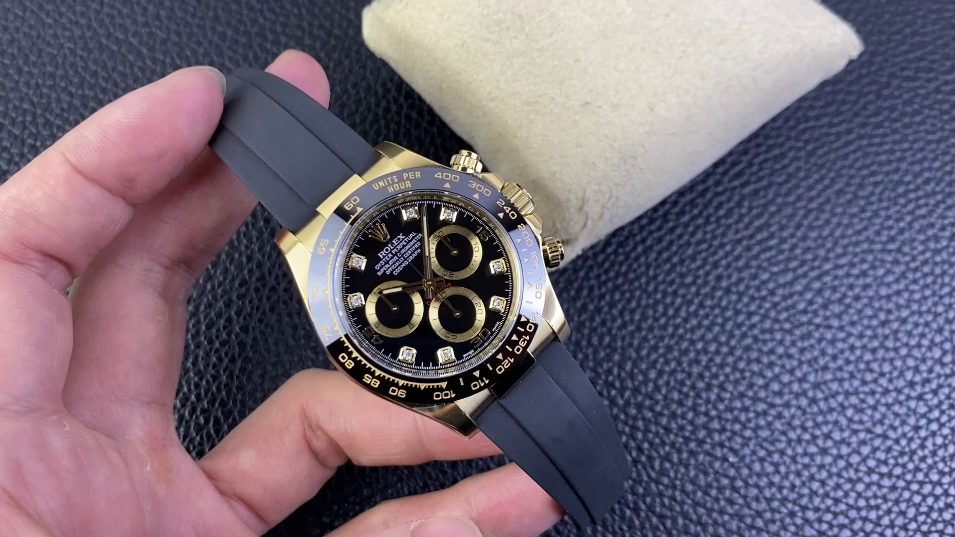 Replica Rolex Daytona 116518LN Yellow Gold Black Diamond Dial 40mm Mens Watch - QualitySwissReplica