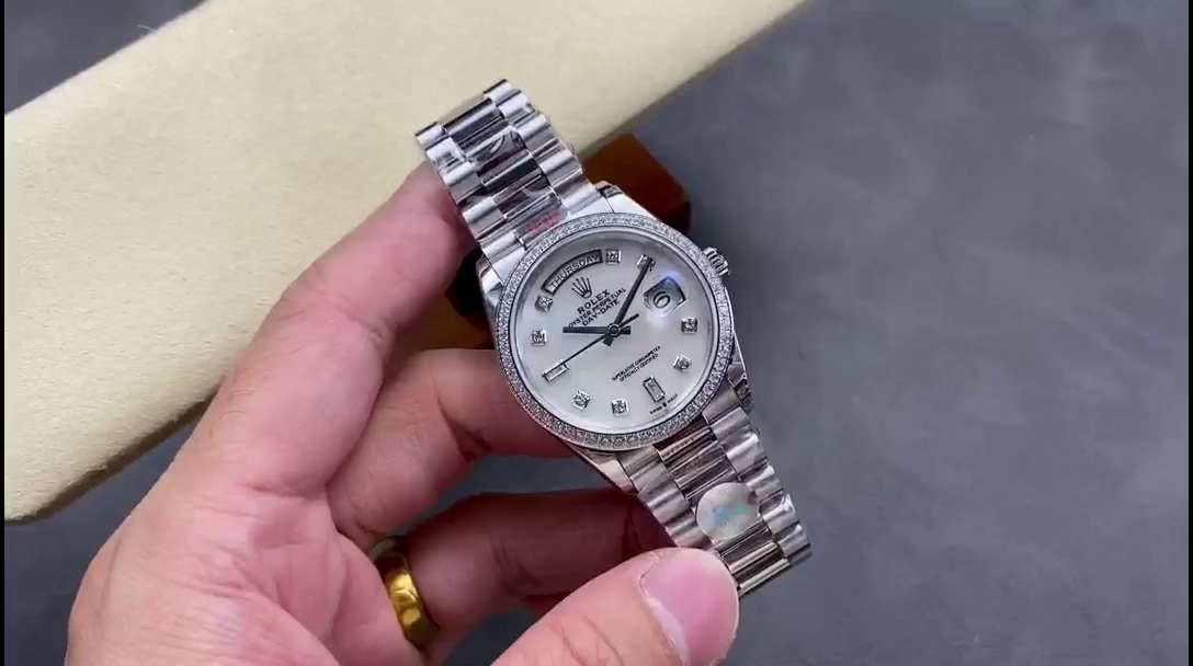 Replica Rolex Day Date 36 Mother of Pearl Dial Diamond Bezel Platinum President m128396tbr 0005 - QualitySwissReplica
