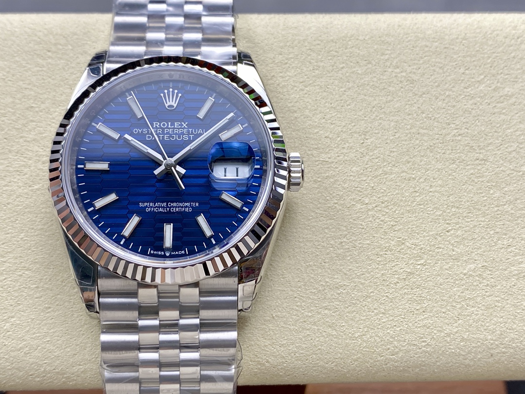 Replica Rolex Datejust 126234 Fluted Bezel Blue Fluted Motif Dial 36MM Unisex Watch - QualitySwissReplica