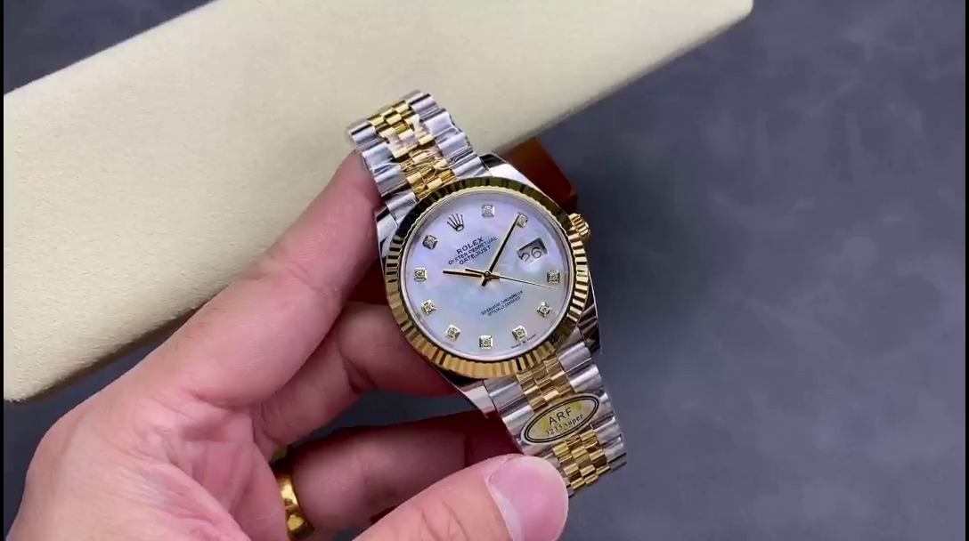 Replica Rolex Datejust 126333 0018 41mm White Mother of Pearl Diamond Dial Men's Watch - QualitySwissReplica