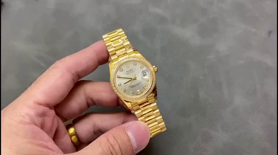 Replica Rolex Datejust 31 Yellow Gold Silver Diamond Dial Diamond Bezel M278288RBR 0028 Women's Watch - QualitySwissReplica