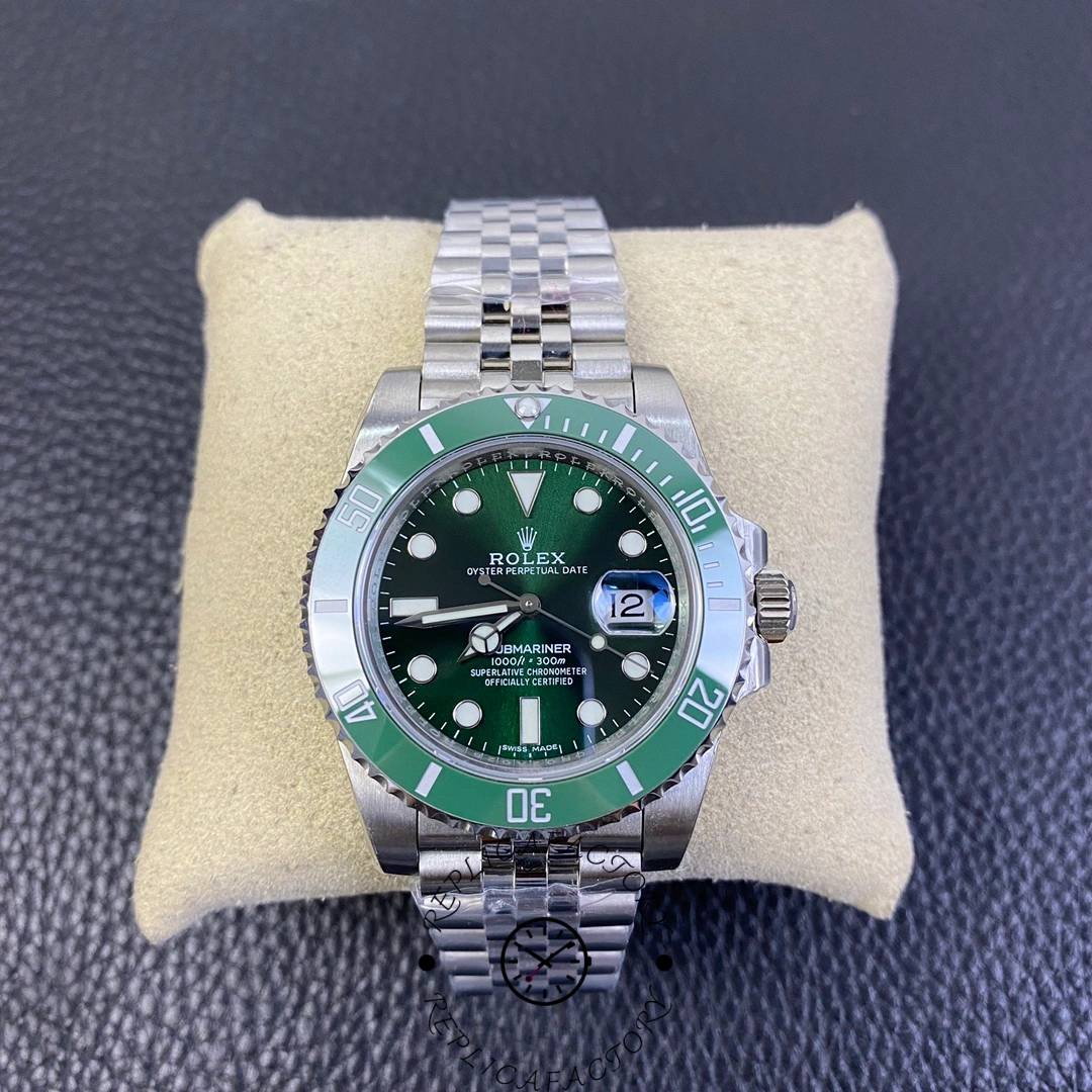 Replica Rolex Submariner 116610LV Jubilee Bracelet 40mm Green Dial Men's Diver - QualitySwissReplica
