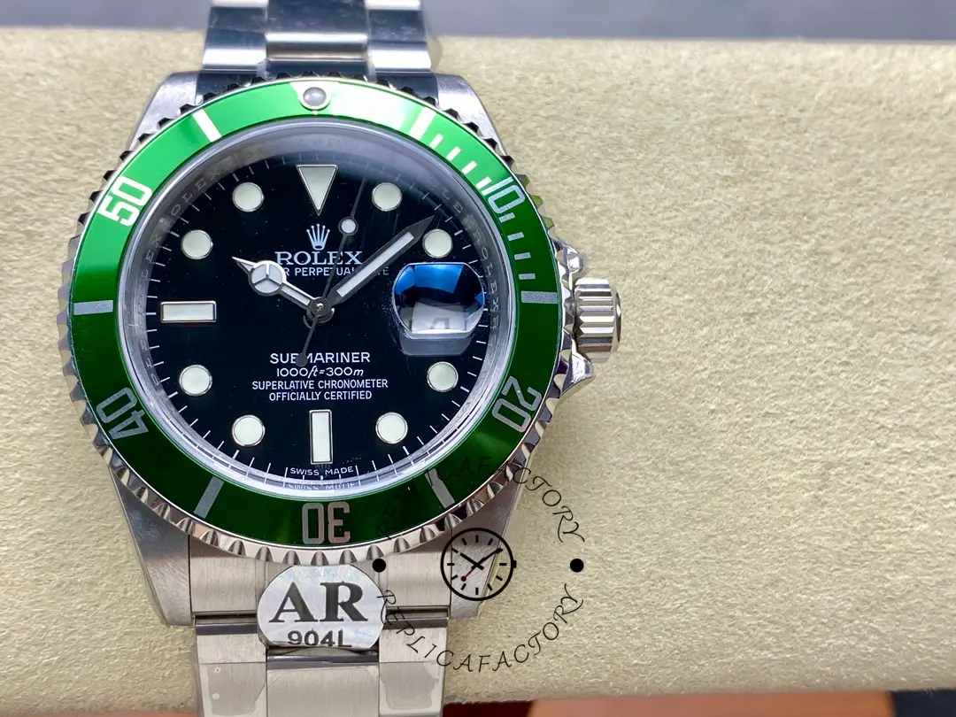 Replica Rolex Submariner Date 16610LV Stainless Steel Oyster 40MM Black Dial Mens Watch - QualitySwissReplica