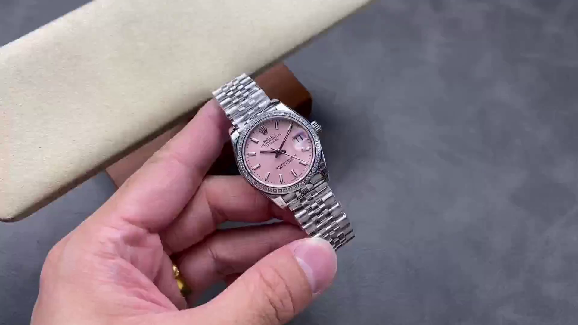 Replica Rolex Datejust 31 White Gold Bezel Diamonds 278384RBR 0018 Women's Watch - QualitySwissReplica