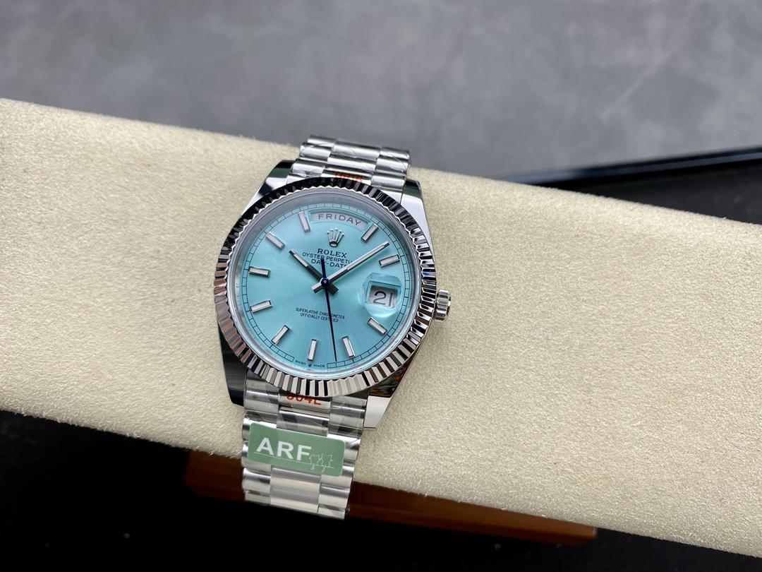 Replica Rolex Day-Date 40 Ice Blue Dial m228236 0018 Men's Watch - QualitySwissReplica