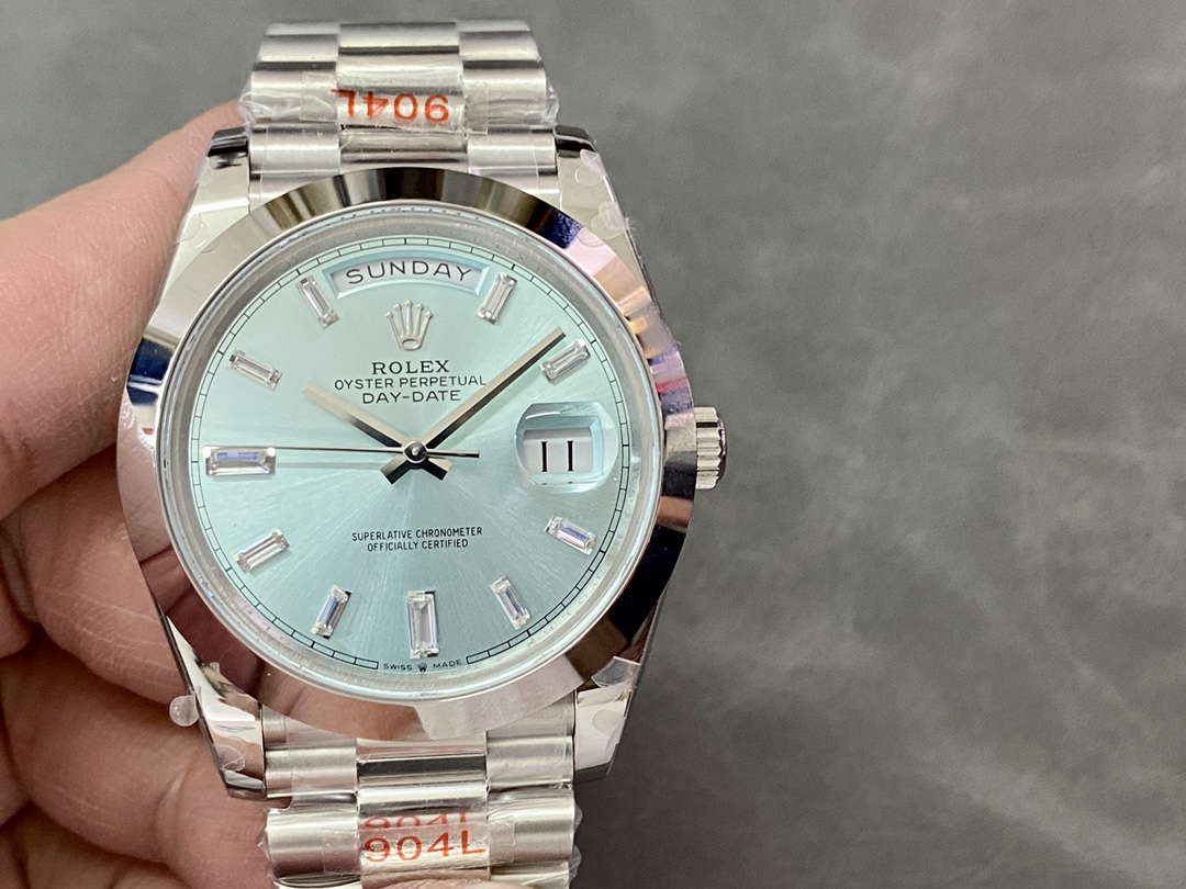 Replica Rolex Day-Date 228206 Ice Blue Dial Platinum 40MM Mens Watch - QualitySwissReplica